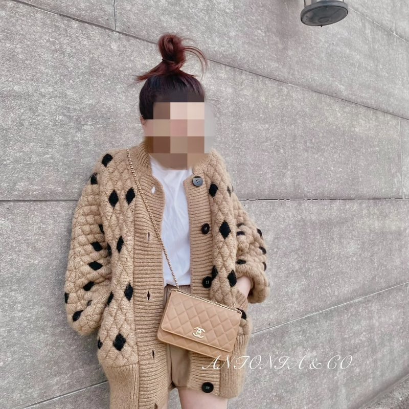 CHANEL 22S Trendy WOC - 奶茶金-1