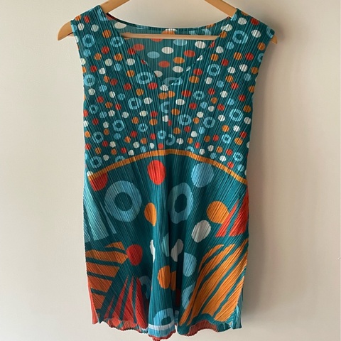 ▪️富貴選物FUGUEI▪️PP  三宅一生 電氣絕緣 點點長版上衣