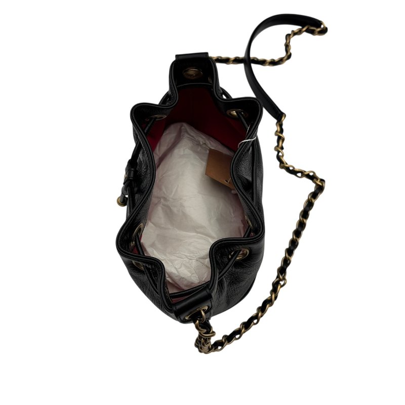 【美收精品】CHANEL 黑色亮皮小水桶包 B-992【隔月月中將轉賣至日本 上架期限30天】-6