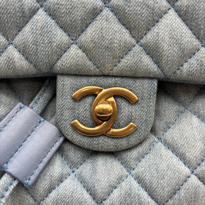 【美收精品】CHANEL 淺藍色牛仔布後背包 B-993【隔月月中將轉賣至日本 上架期限30天】-8