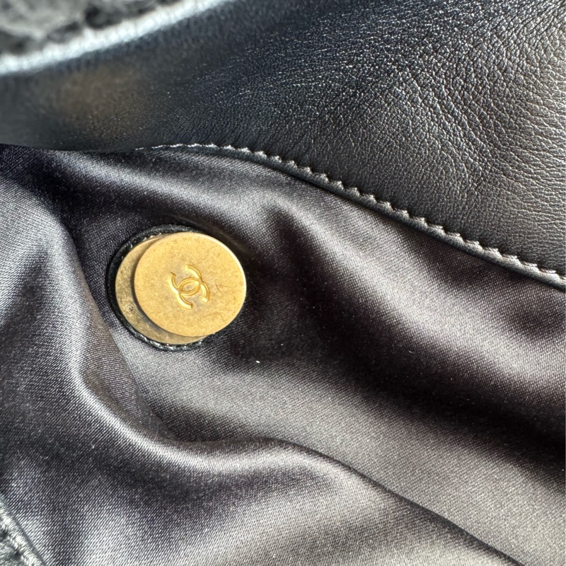 chanel黑色毛毛金鏈單肩包  超美✨✨-26