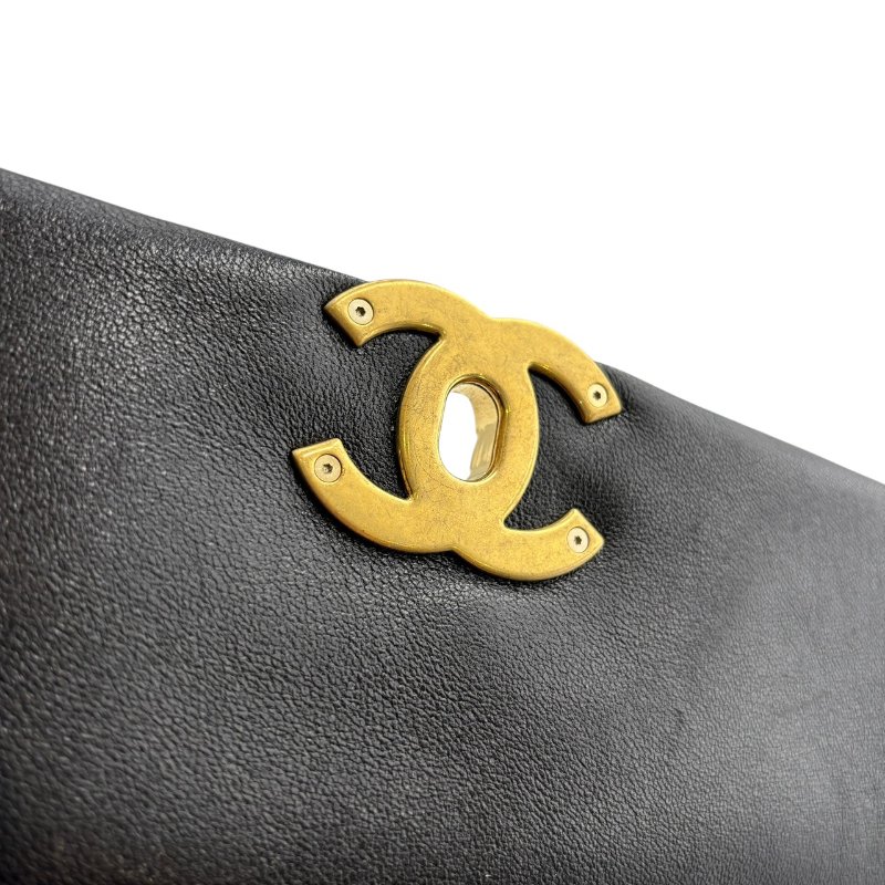 【美收精品】CHANEL 黑色小號19 B-994【隔月月中將轉賣至日本 上架期限30天】-12