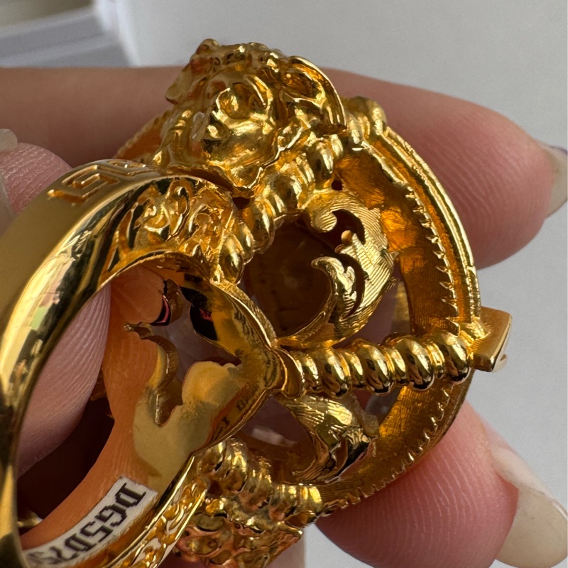 versace金色大戒指💍 收藏品✨✨-10
