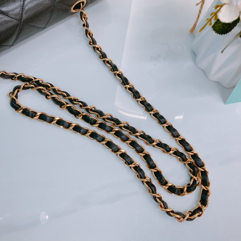 MS0391 Chanel 香奈兒 中古 戴安娜王妃 小號 黑金 黃金成份 五金/鏈條 Vintage Diana 22cm Lambskin Black x GHW-22