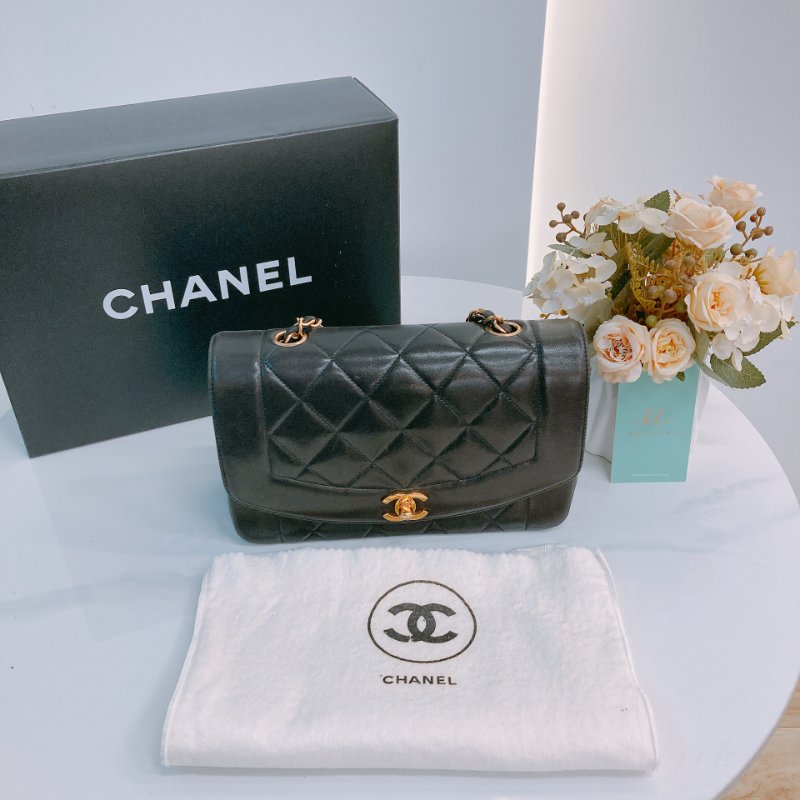 MS0391 Chanel 香奈兒 中古 戴安娜王妃 小號 黑金 黃金成份 五金/鏈條 Vintage Diana 22cm Lambskin Black x GHW-23
