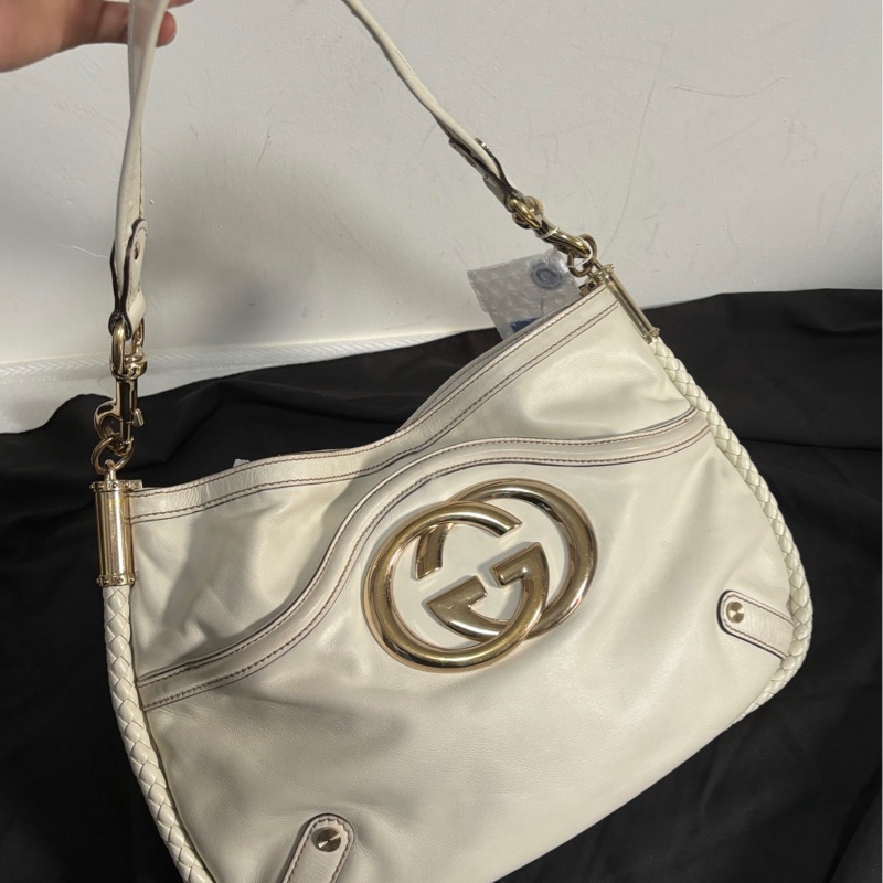 🤍gucci 大logo白皮單肩包-0