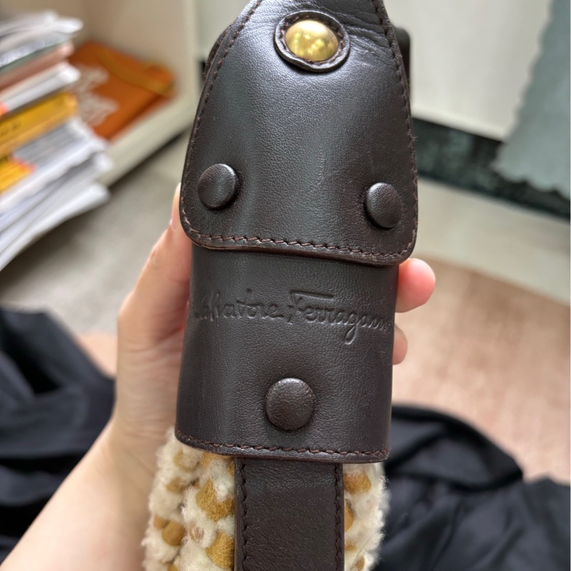 🖤Ferragamo 羊羔毛拼皮編織和尚包hobo  單肩包-3