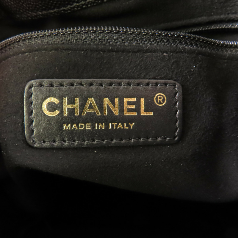 CHANEL 牛皮皮革Drawstring Bucket金扣鏈帶肩背袋-6