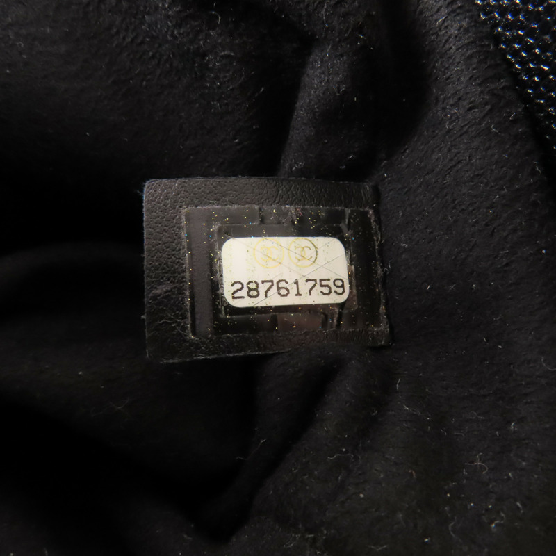 CHANEL 牛皮皮革Drawstring Bucket金扣鏈帶肩背袋-7