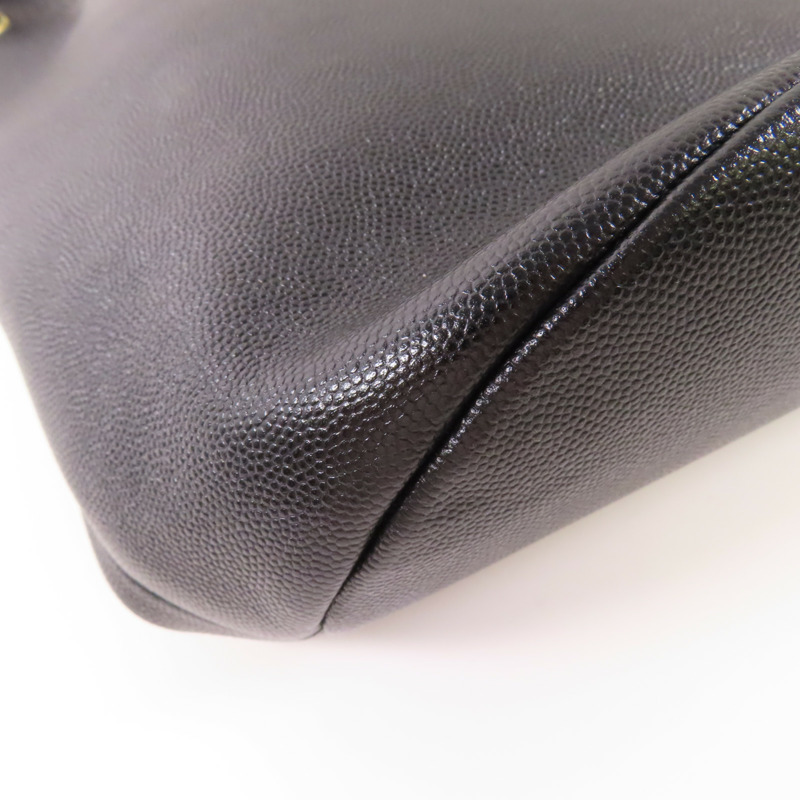 CHANEL 牛皮皮革Drawstring Bucket金扣鏈帶肩背袋-14