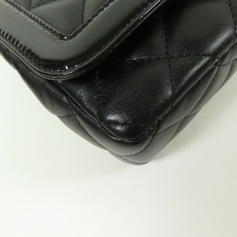 CHANEL 羊皮皮革Chain Shoulder Bag金扣肩背袋-11