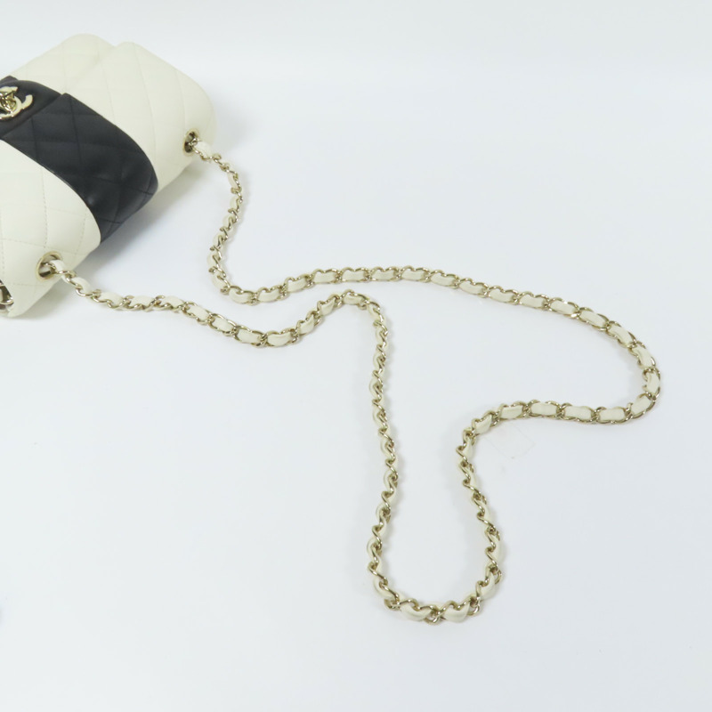 CHANEL 羊皮皮革Mini Classic 20金扣肩背袋-5