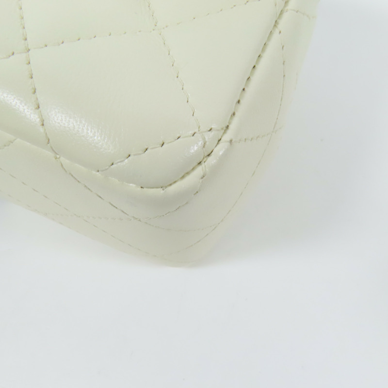 CHANEL 羊皮皮革Mini Classic 20金扣肩背袋-13