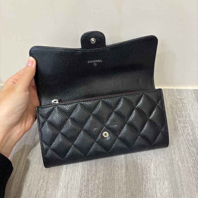 Chanel 黑銀荔枝皮長夾-7