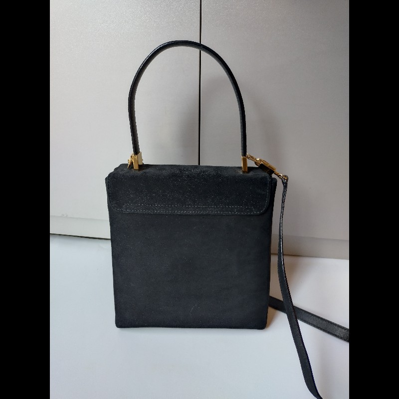 Ferragamo 金釦黑麂皮下蓋復古兩用包-1