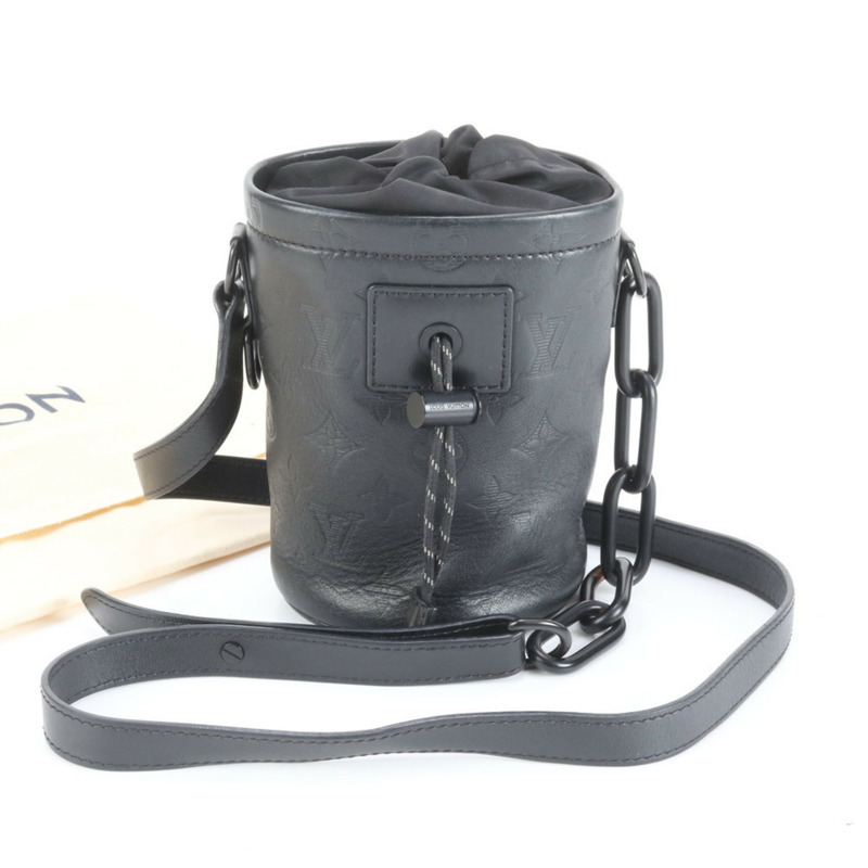 路易威登 Monogram Shadow Chalk Nano M44628 女士皮革單肩手提包-0