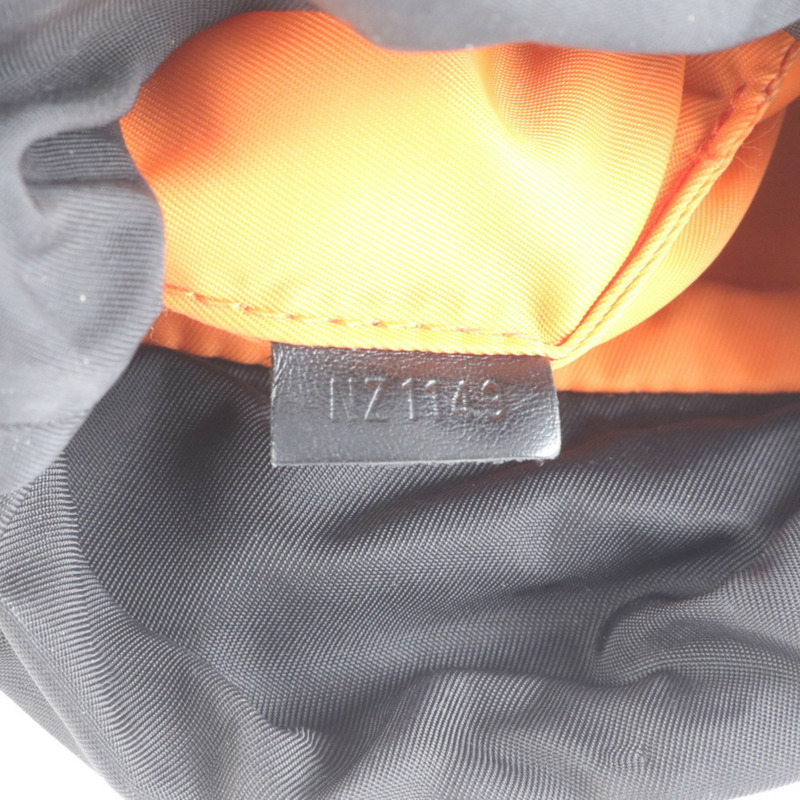 路易威登 Monogram Shadow Chalk Nano M44628 女士皮革單肩手提包-9