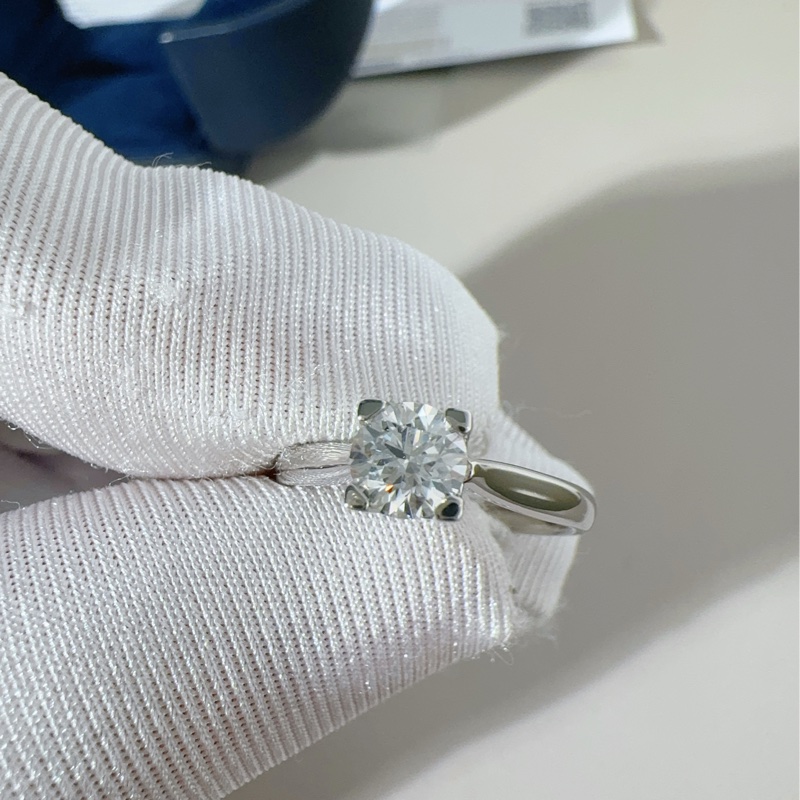 Harry Winston海瑞温斯顿经典四爪钻石戒指-6