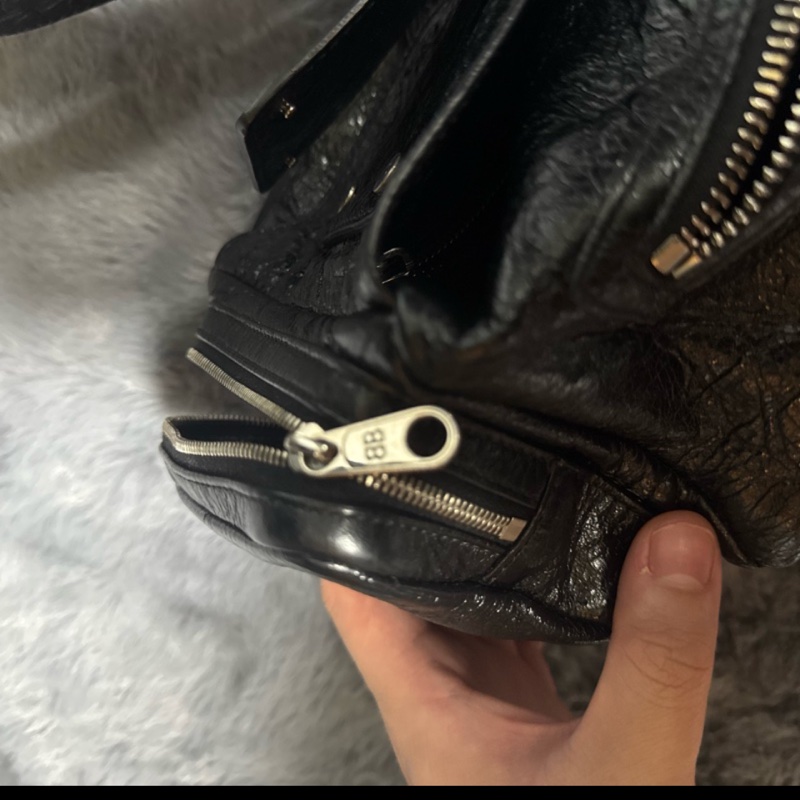 BALENCIAGA MEN'S SUPERBUSY SLING BAG SMALL IN BLACK-9