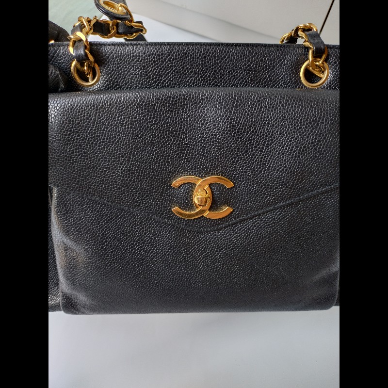 Chanel 金鍊黑荔枝皮金球復古肩側包-8