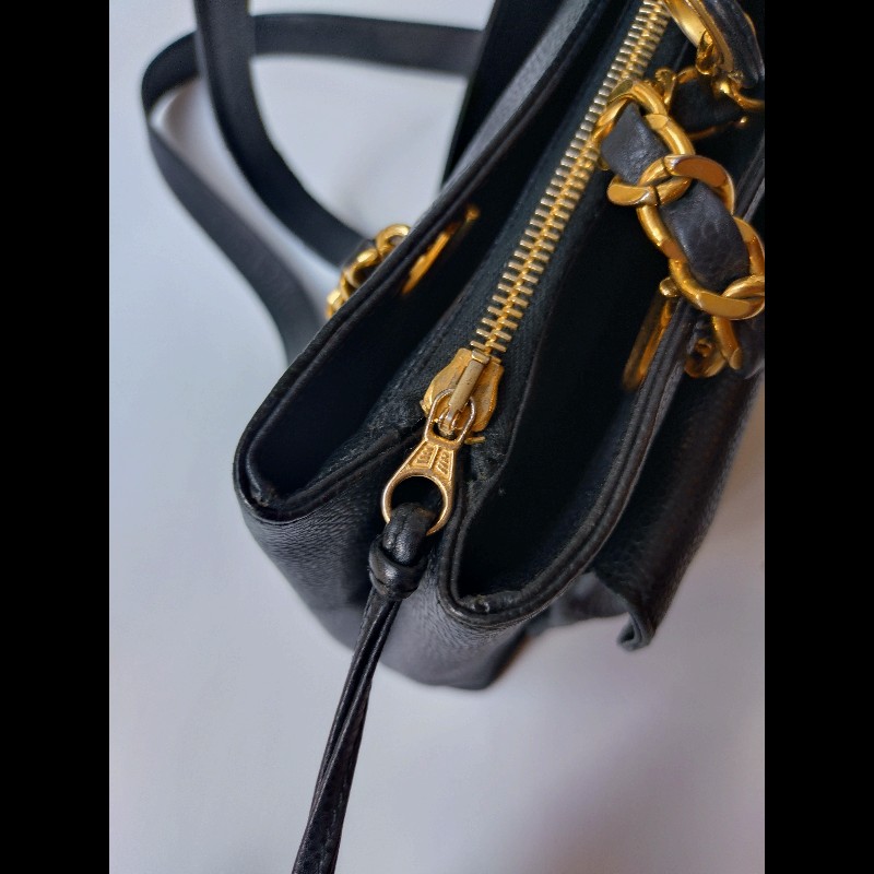 Chanel 金鍊黑荔枝皮金球復古肩側包-30