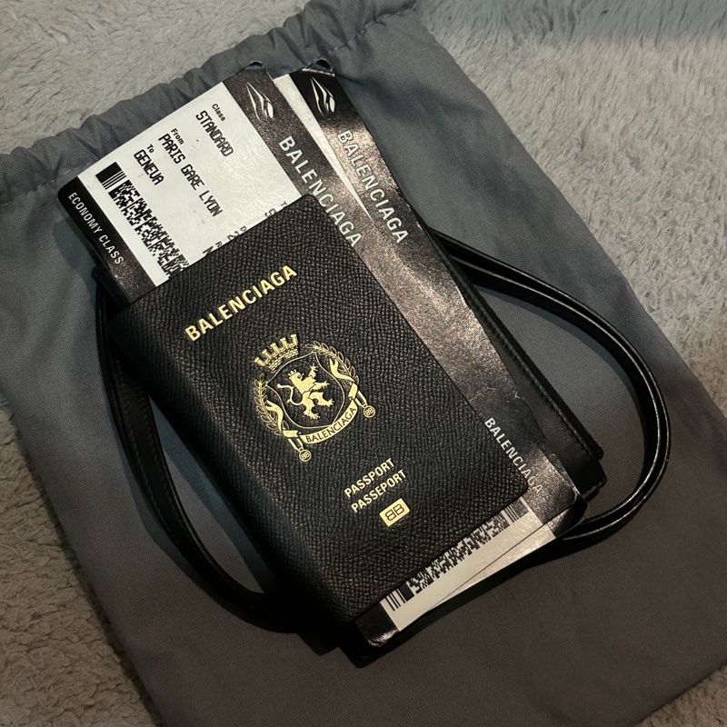 巴黎世家 Balenciaga 護照包 小包-0