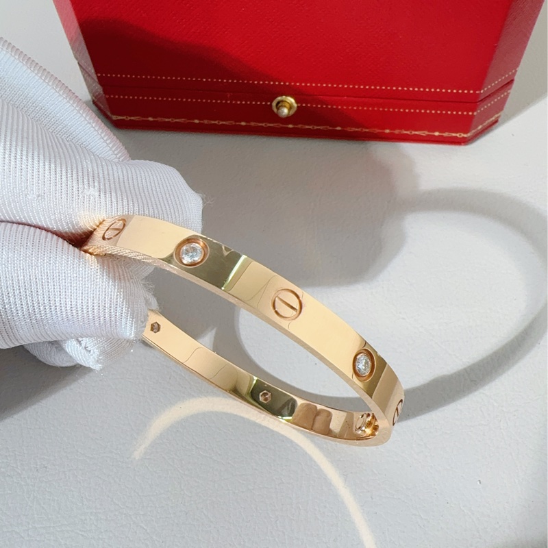 Cartier卡地亚 love系列 玫瑰金四钻手镯-6