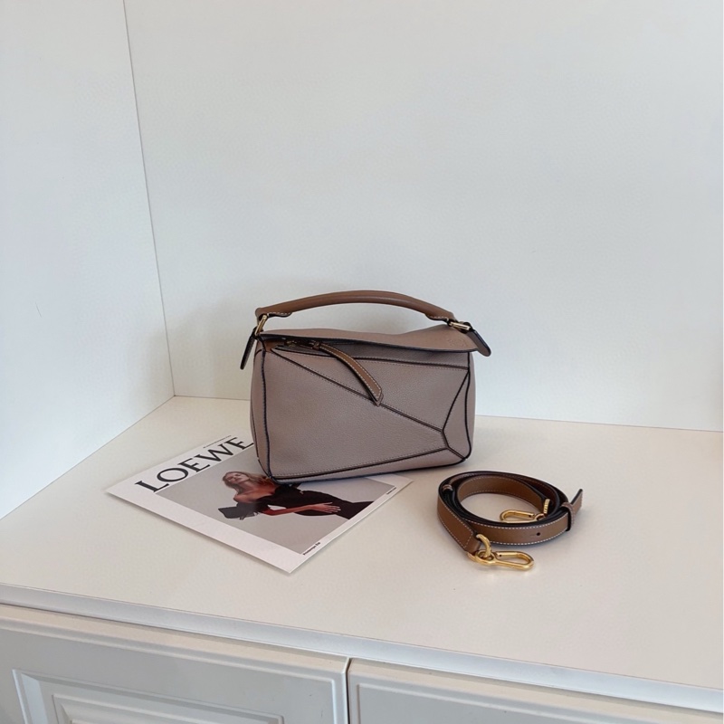 【98新🆕】Loewe Puzzle百變幾何包 小號 手提包 斜挎包 單肩包-0