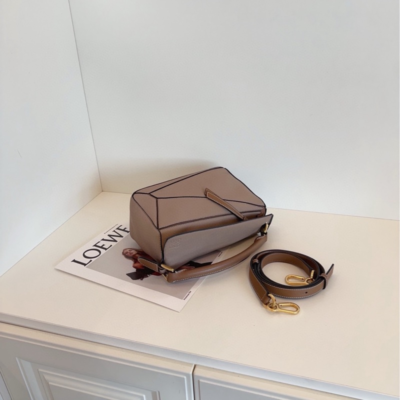 【98新🆕】Loewe Puzzle百變幾何包 小號 手提包 斜挎包 單肩包-3