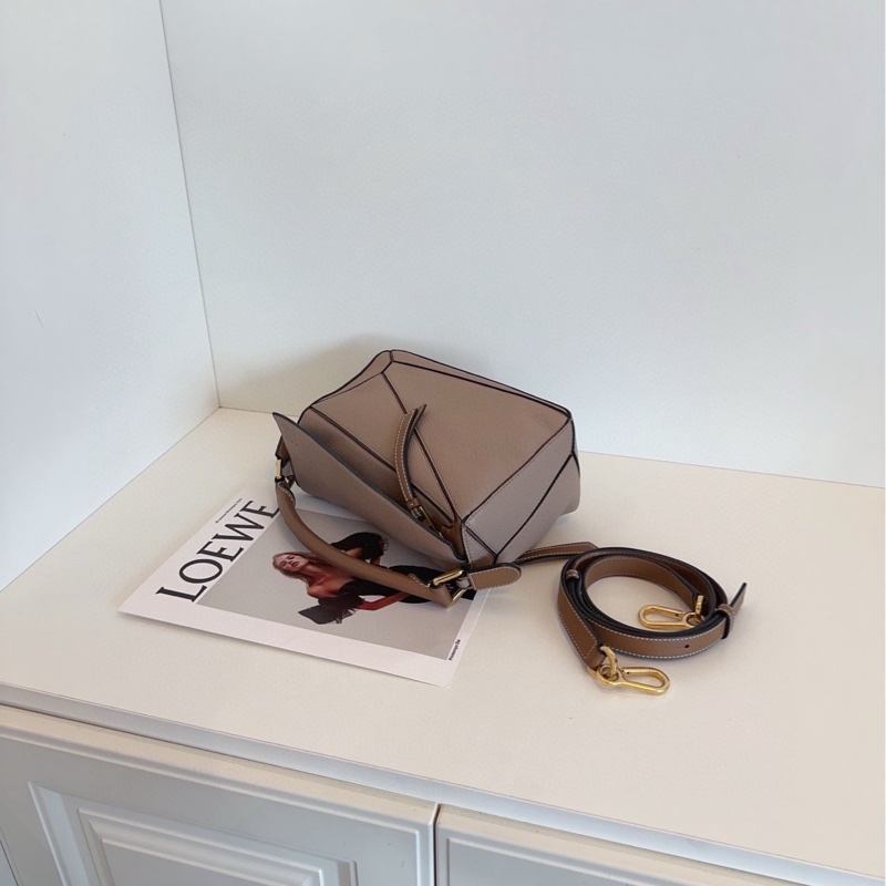 【98新🆕】Loewe Puzzle百變幾何包 小號 手提包 斜挎包 單肩包-7