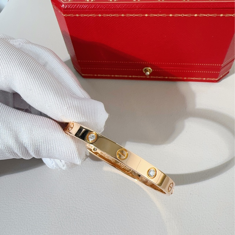 Cartier卡地亚 love系列 玫瑰金四钻手镯-5