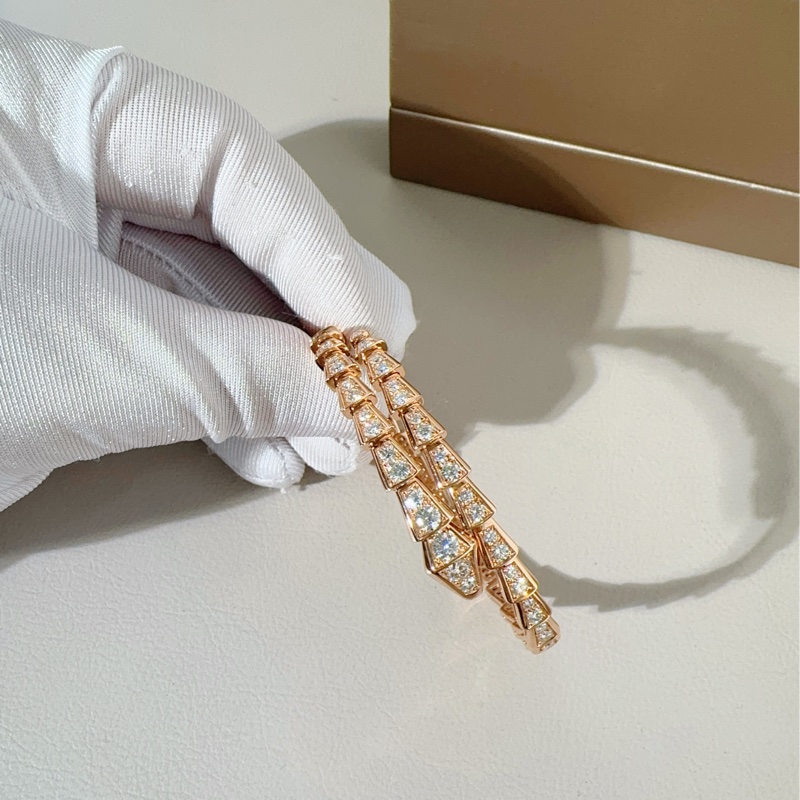 Bvlgari宝格丽 玫瑰金满钻 蛇头手镯-6