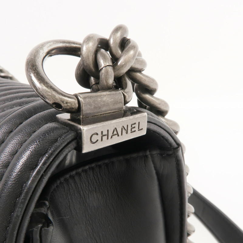 CHANEL 羊皮皮革Boy 25銀扣鏈帶肩背袋-6