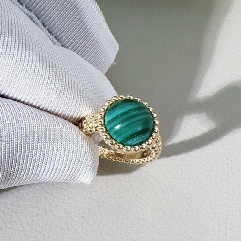 VCA梵克雅宝 Perlee Couleurs系列 18K金孔雀石圆珠戒指-7