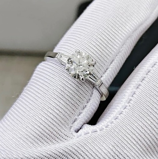 Graff格拉夫 promise系列 三石（三生三世）圆钻款钻石戒指-6