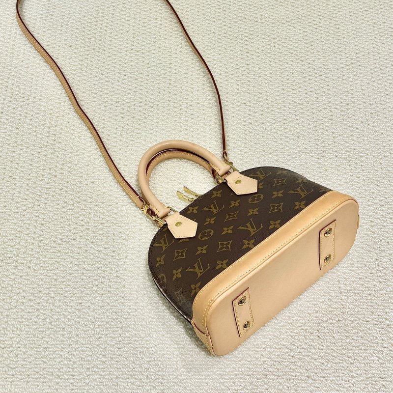 Louis Vuitton - 原花ALMA BB貝殼包-1