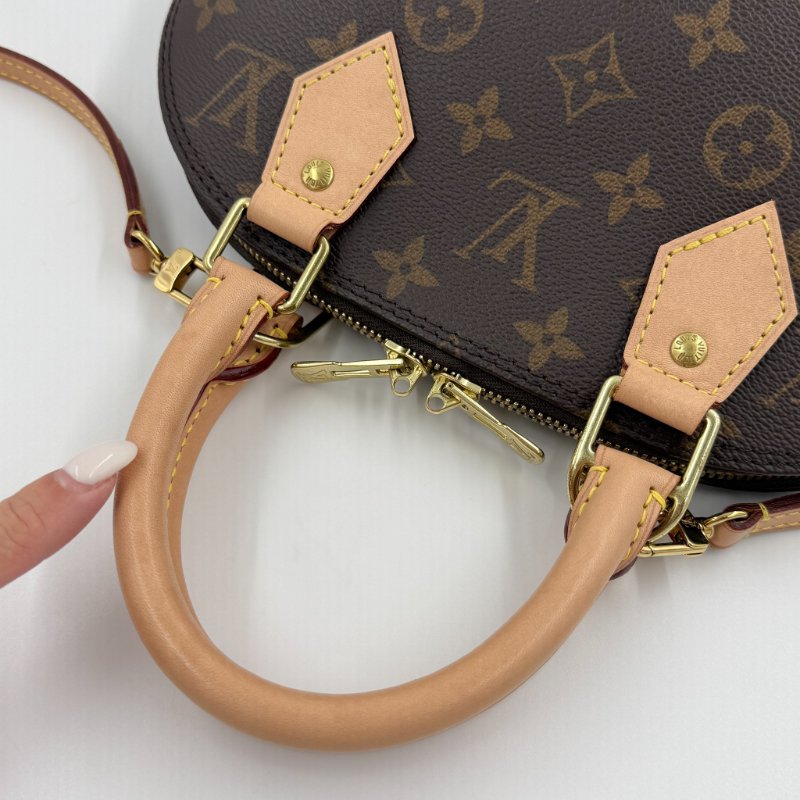 Louis Vuitton - 原花ALMA BB貝殼包-38