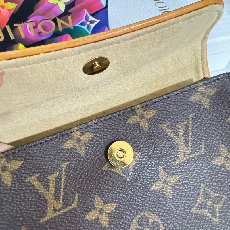 lv 經典老花 胸口包 腰包 斜背包-20