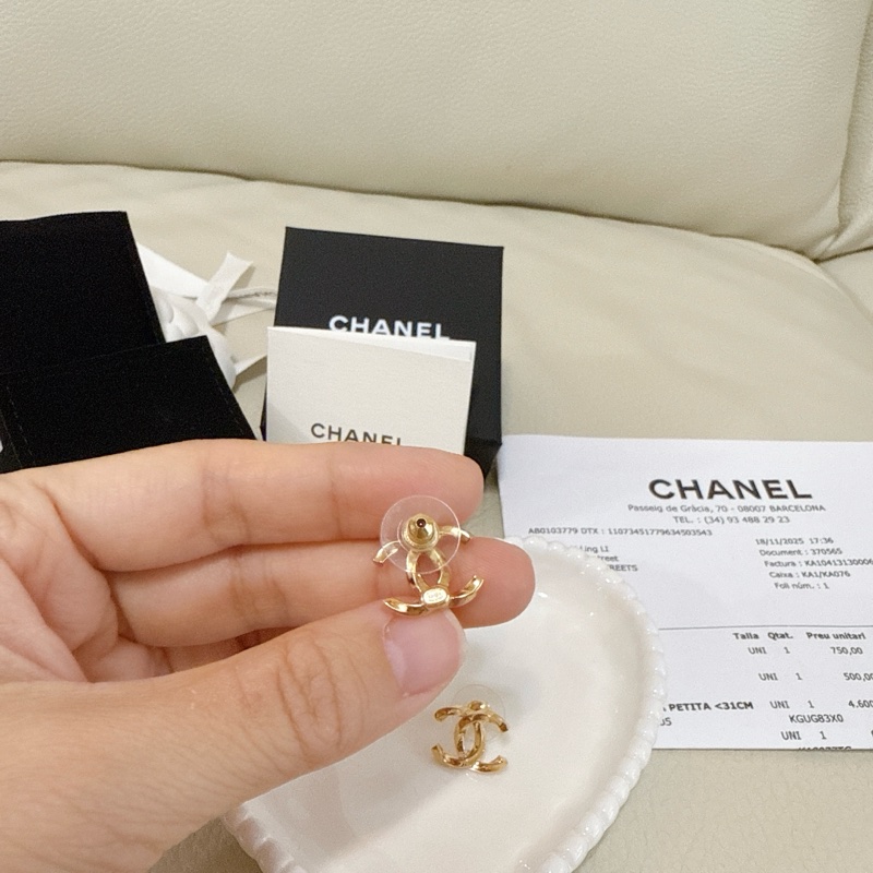 全新 香奈兒 Chanel 金色 logo 基本款 耳環-2