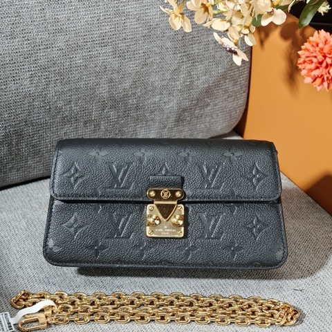 LV黑金壓紋鏈條包 單肩斜肩背
