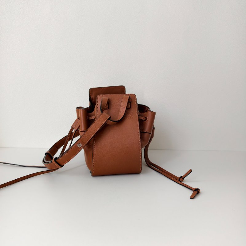 loewe羅意威 吊床 mini 焦糖色-2