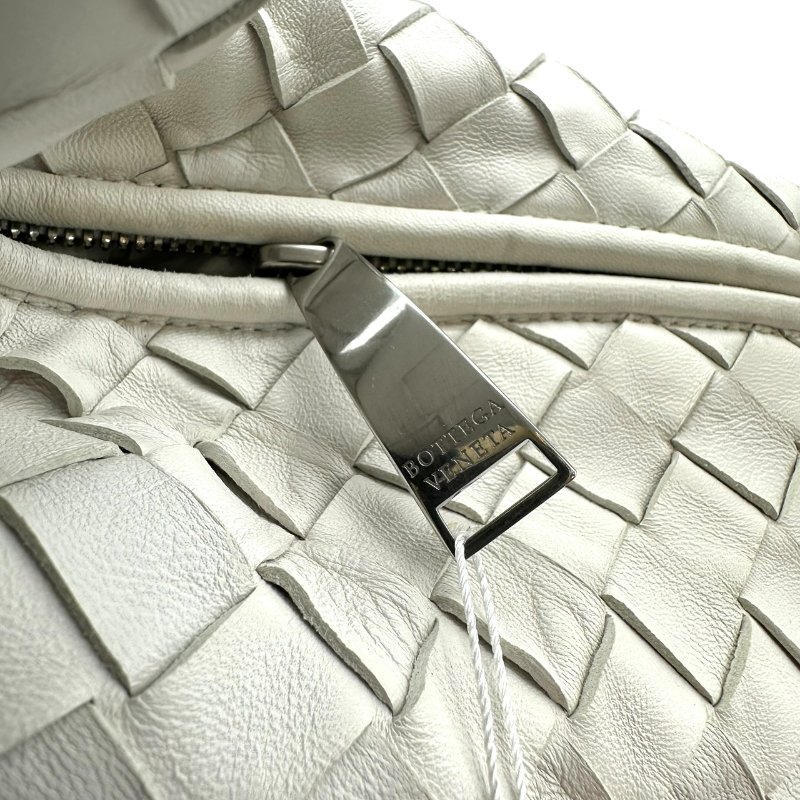 【美收精品】BOTTEGA VENETA 白色編織大肩背包 B-983【隔月月中將轉賣至日本 上架期限30天】-7