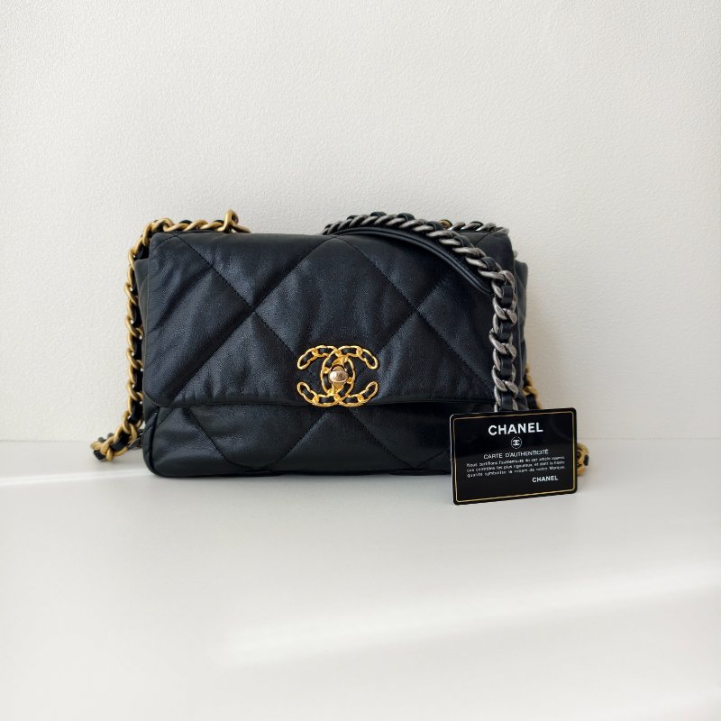 Chanel 香奈兒 19bag 黑金小號 29開有卡-0