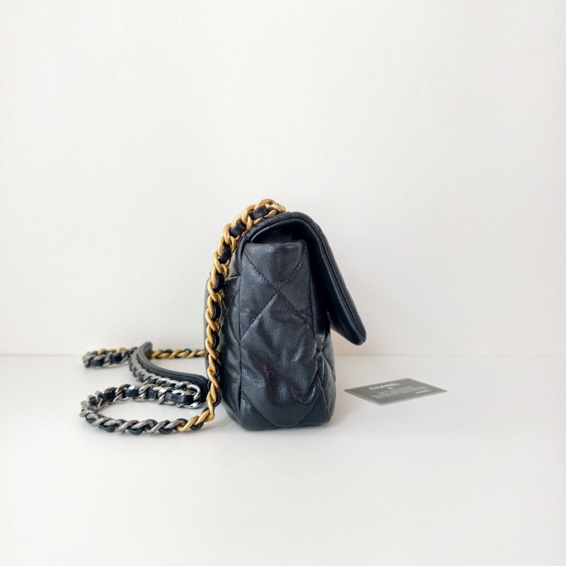 Chanel 香奈兒 19bag 黑金小號 29開有卡-1