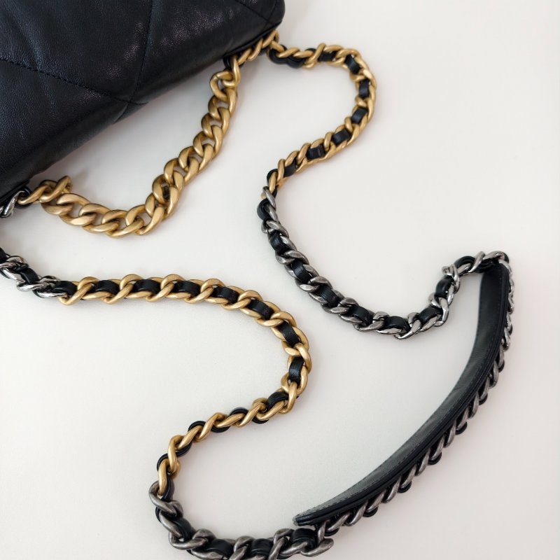 Chanel 香奈兒 19bag 黑金小號 29開有卡-6