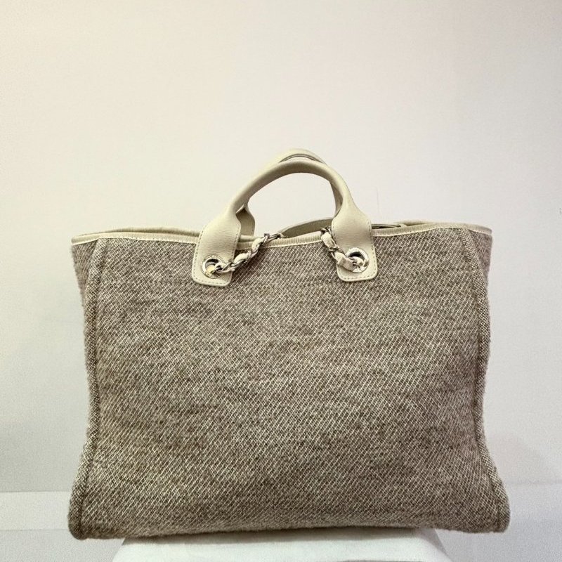 CHANEL白牛皮x杏白色毛呢沙灘包-中-2