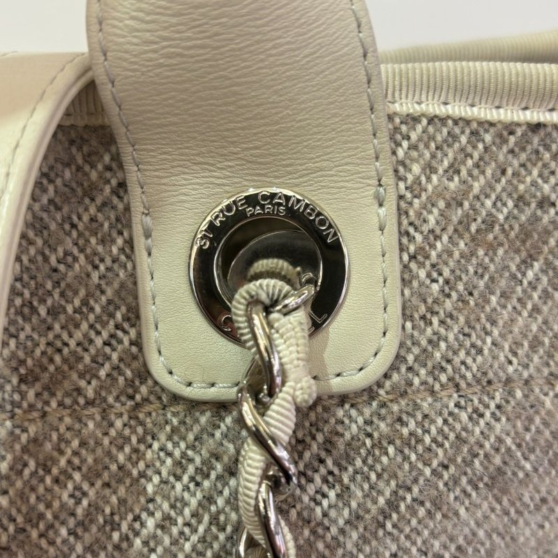 CHANEL白牛皮x杏白色毛呢沙灘包-中-7