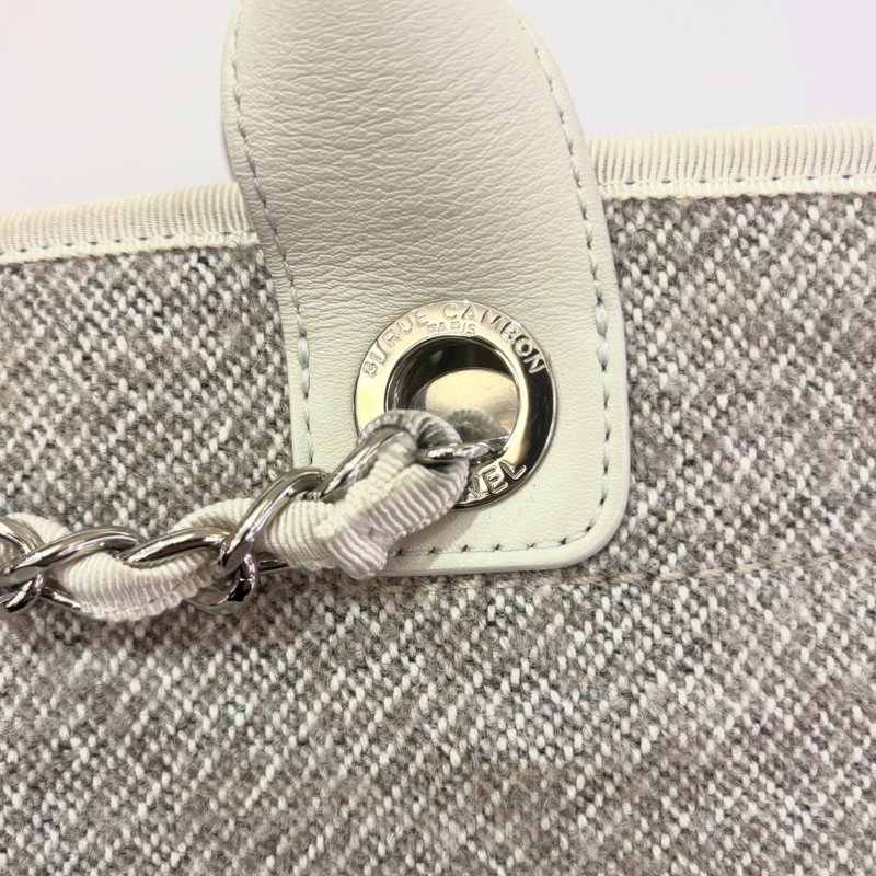 CHANEL白牛皮x杏白色毛呢沙灘包-中-9