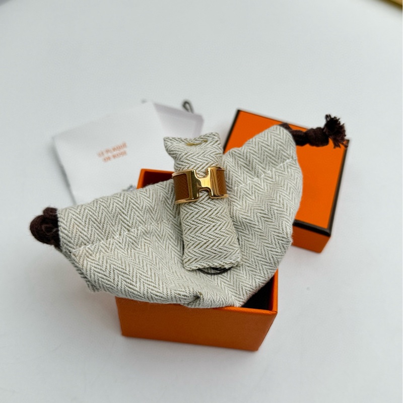【全套❤️】HERMES olympe ring H 戒指 寬版小牛皮 m碼 金棕色 玫瑰金-0