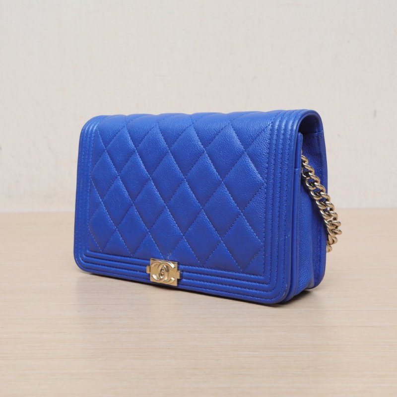 CHANEL LeboyWOC19藍色荔枝牛皮31開金扣肩背包-3